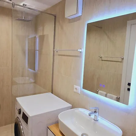 Arkle 2 Тирана